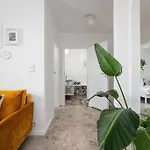 With Balcony, Private Parking - Bagry - Goszczynskiego 1 Апартаменты *