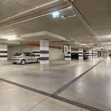 Apartment With Balcony, Private Parking - Bagry - Goszczynskiego 1 Krakau